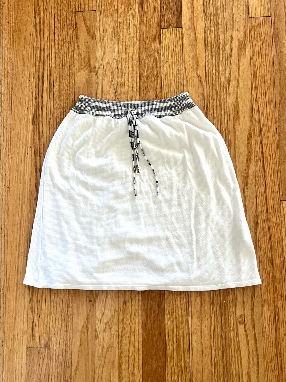 Missoni White Knit A-Line Skirt with Contrasting Drawstring Waist - 10